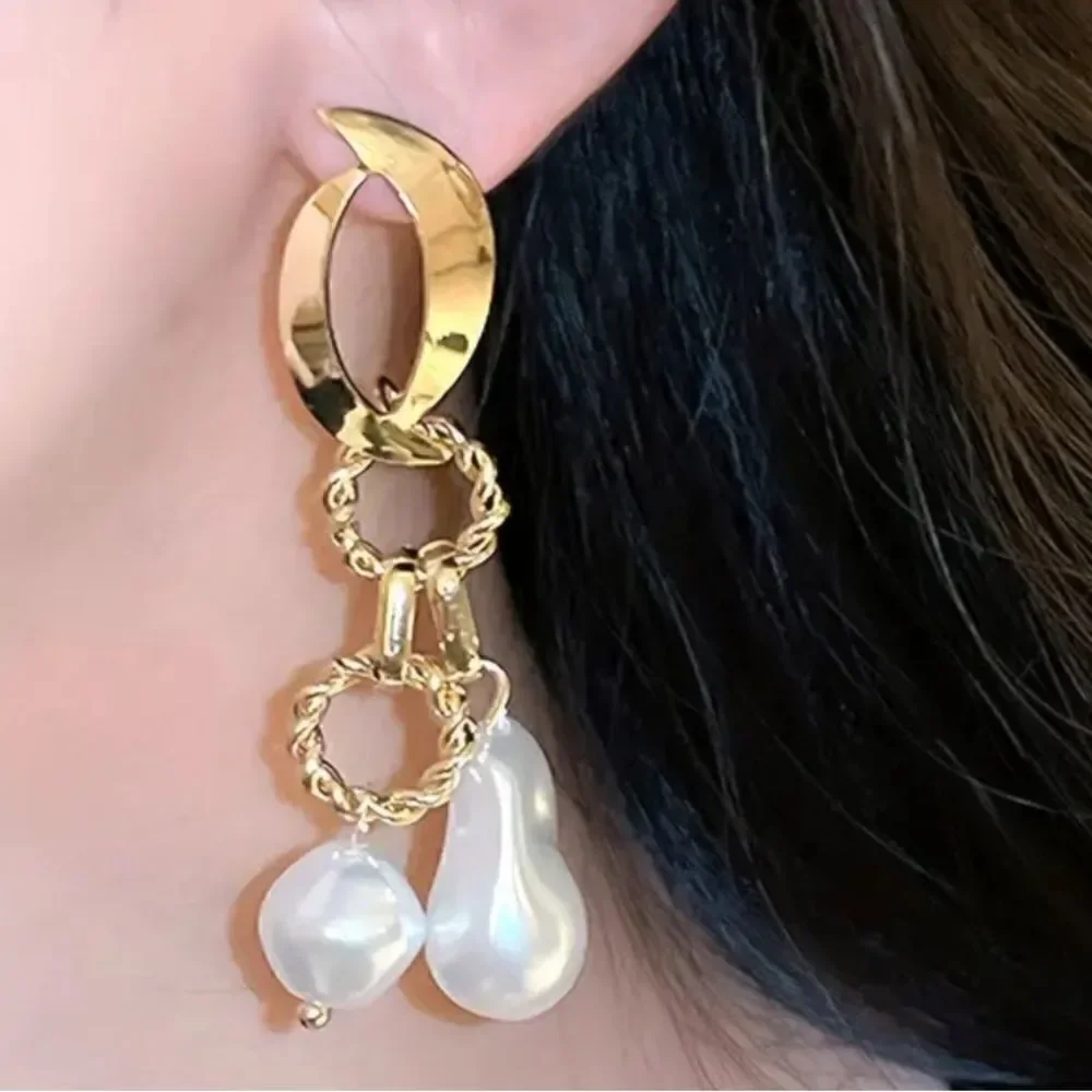 Bohemian drop pearl detail earrings A384